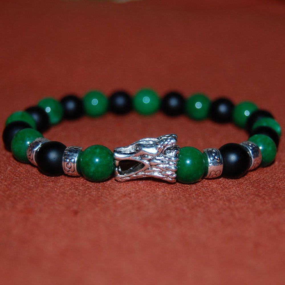 Dragon Bracelet,Jade Bracelet,Jade and Onyx 8mm Beads,Silver Dragon Bracelet
